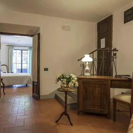 Borgo Mucellena * Casole d'Elsa