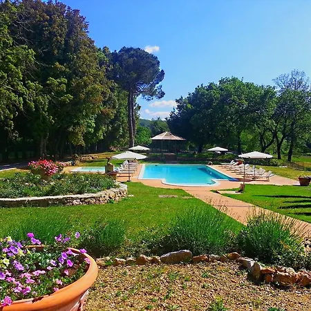 Borgo Mucellena Country house Casole d'Elsa