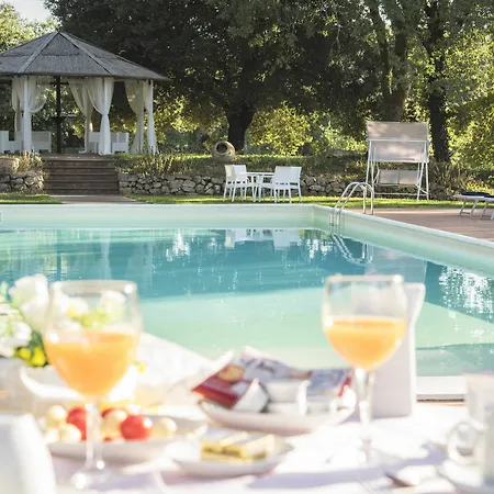 Country house Borgo Mucellena *